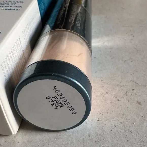 Colorscience -Sunforgetable Total Protection Brush On powder SPF 50 Fair - Picture 4 of 8